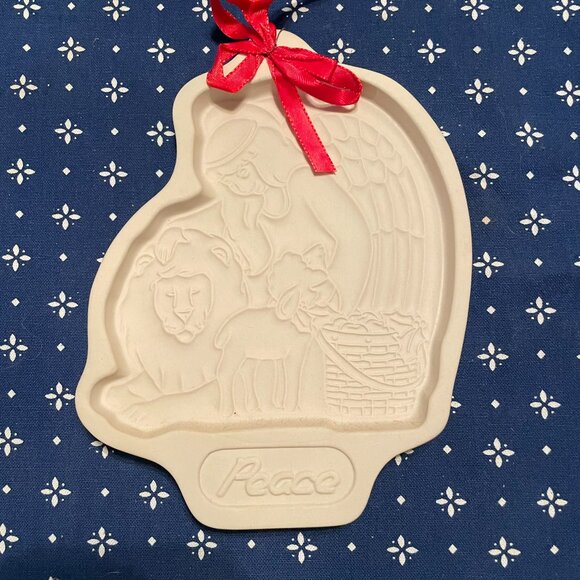 Longaberger Angel Series Hope Peace and Love Cookie Molds Vintage set of 3 - Picture 3 of 7